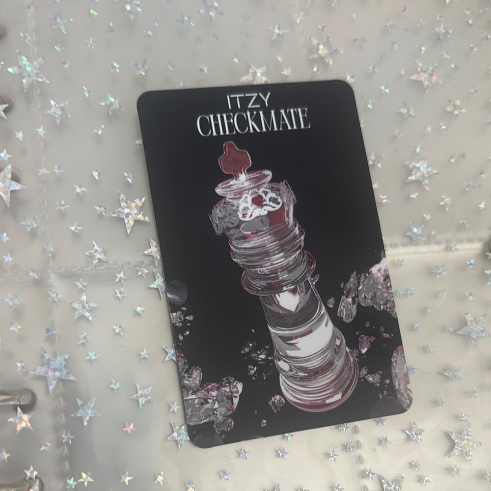 VALUABLE Ryujin ITZY Checkmate Photo Card - Picture 2 of 2